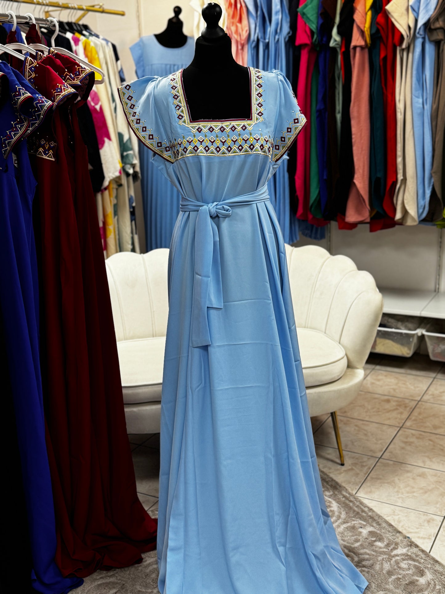 Robe en broderie