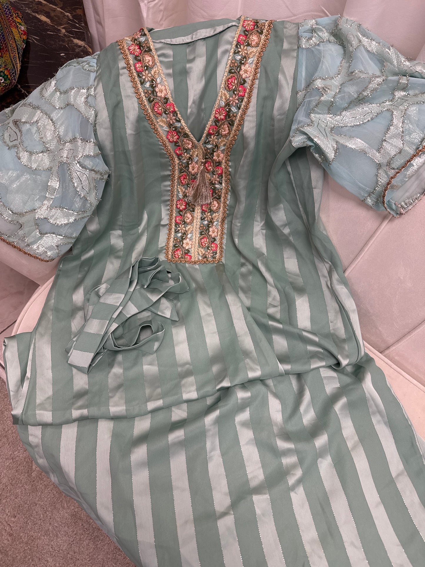Robe Djawhara