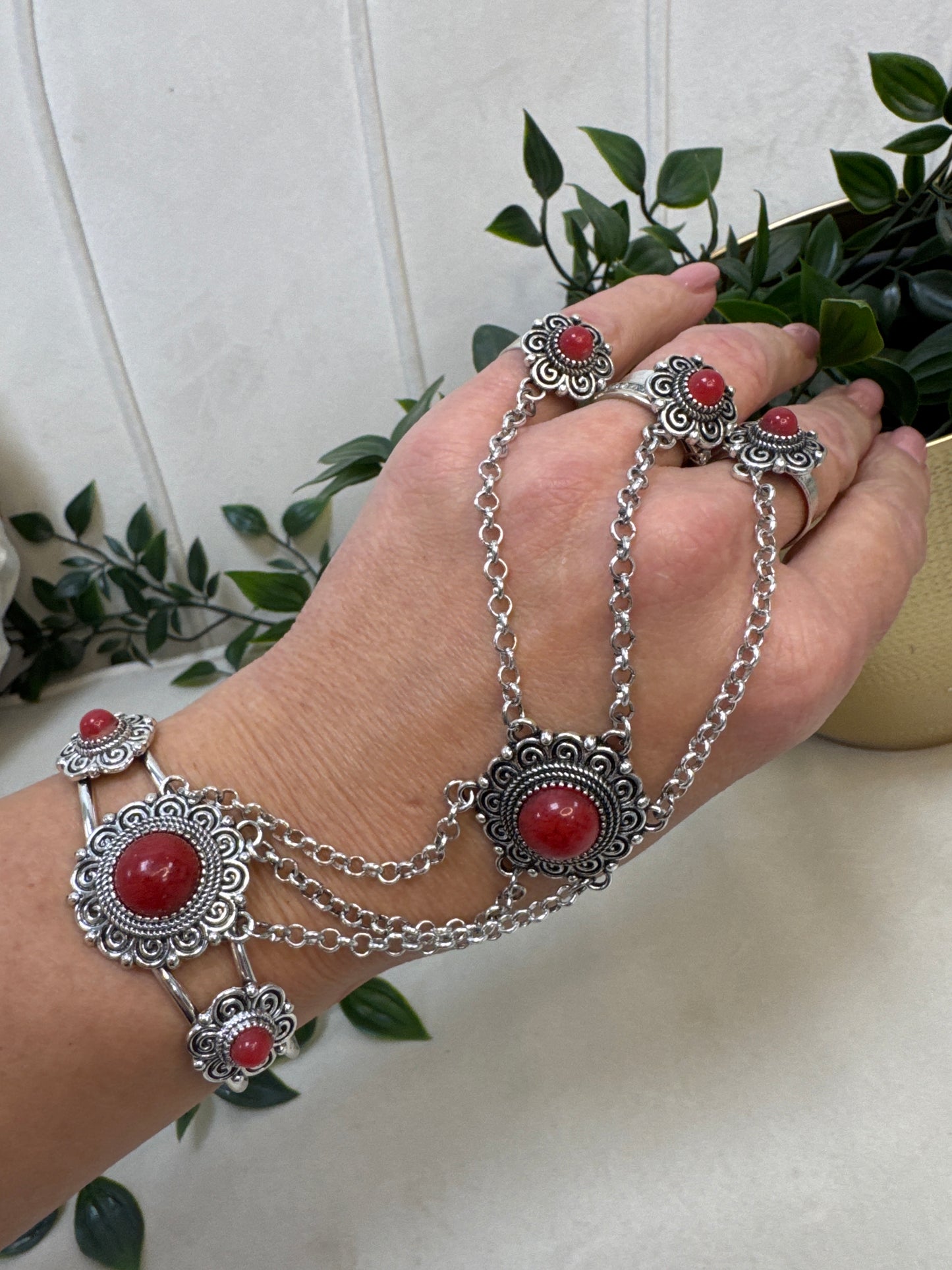  bracelet, 3 bagues