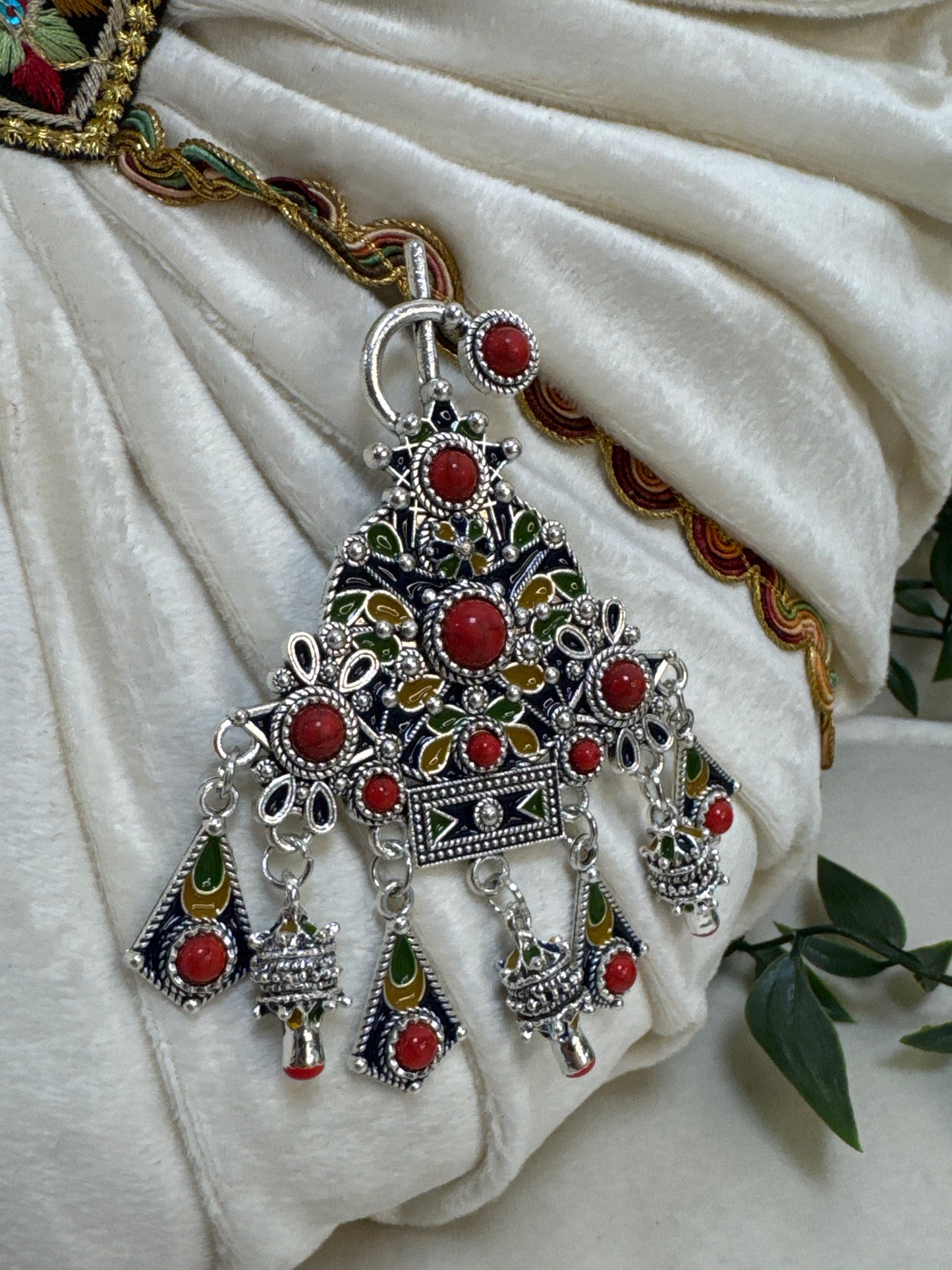 Broche (S4)