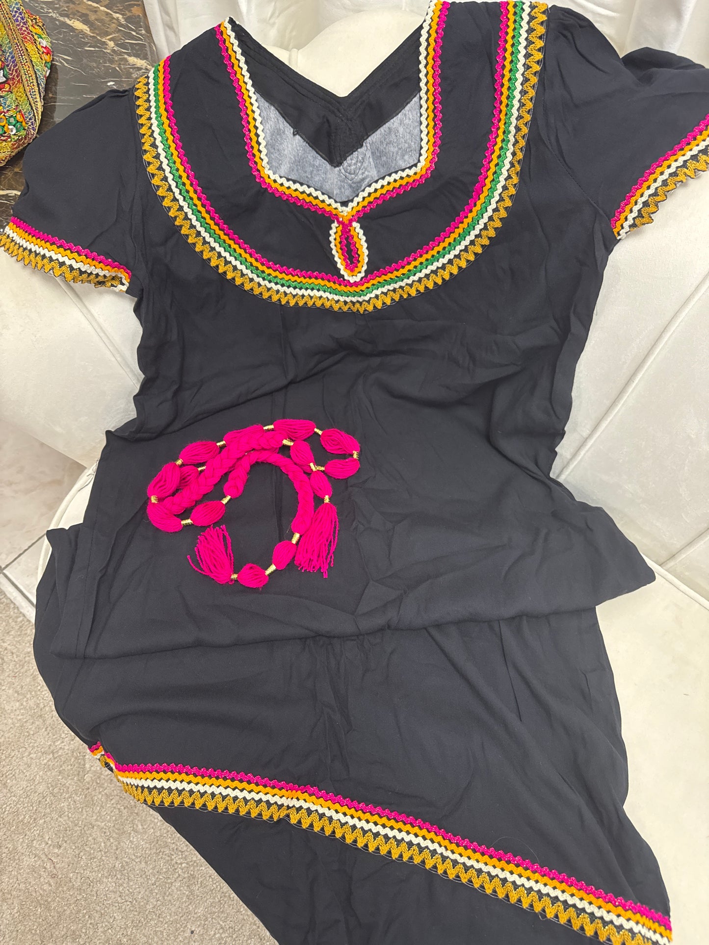 Robe kabyle avec ceinture