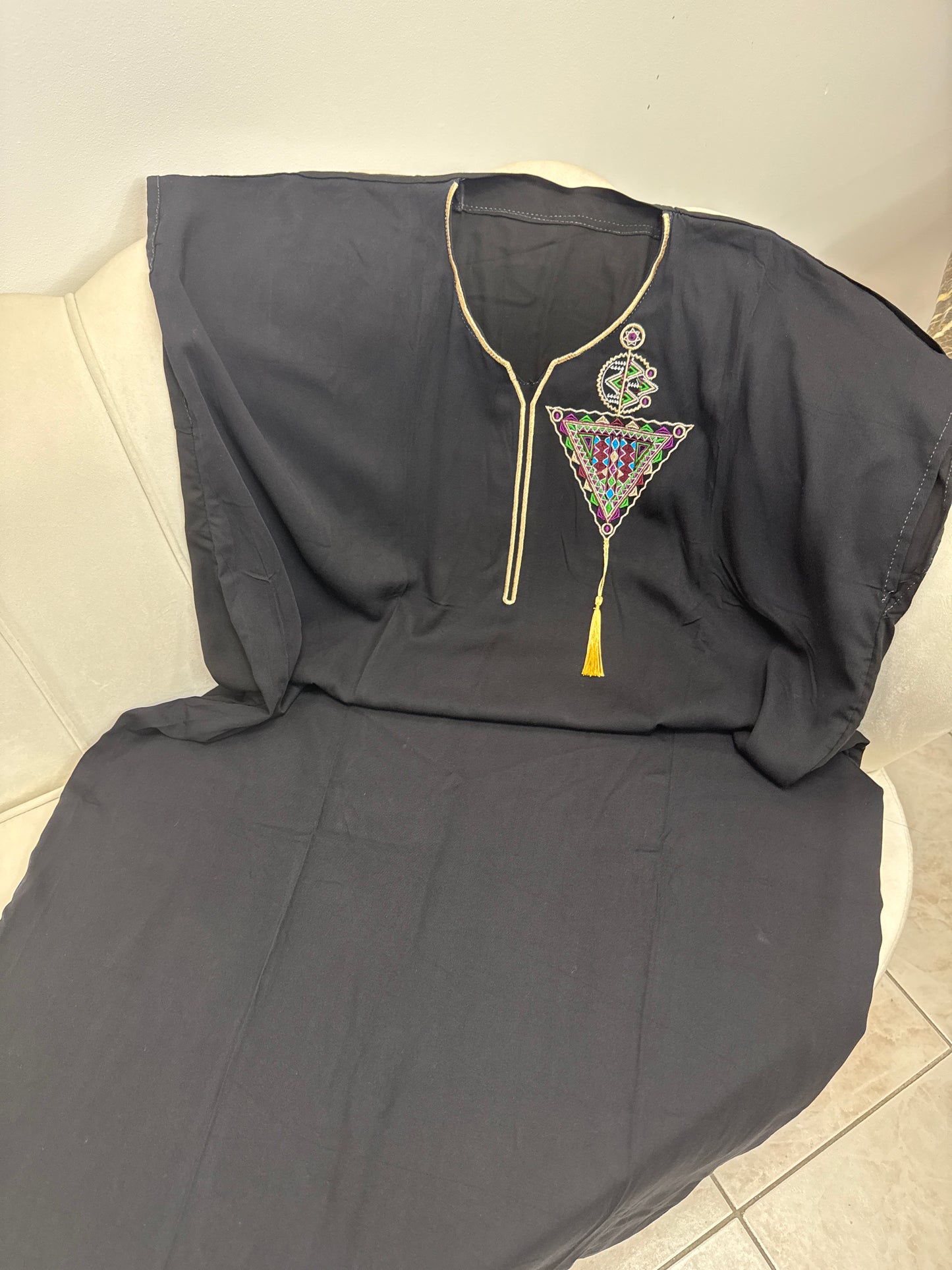 Robe, maison Mehdi
