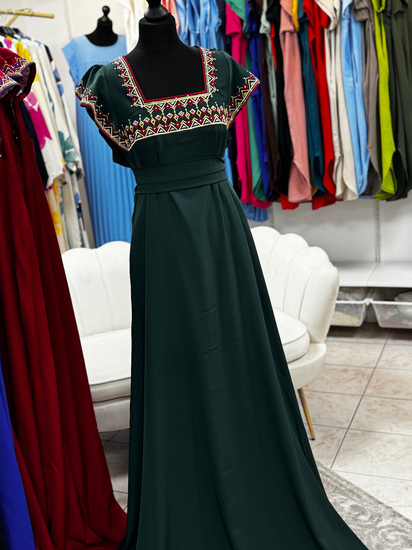 Robe en broderie