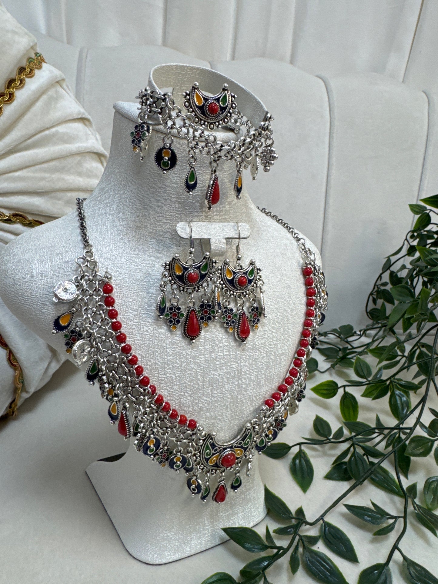 Parure kabyle, 4 pièces (C1)