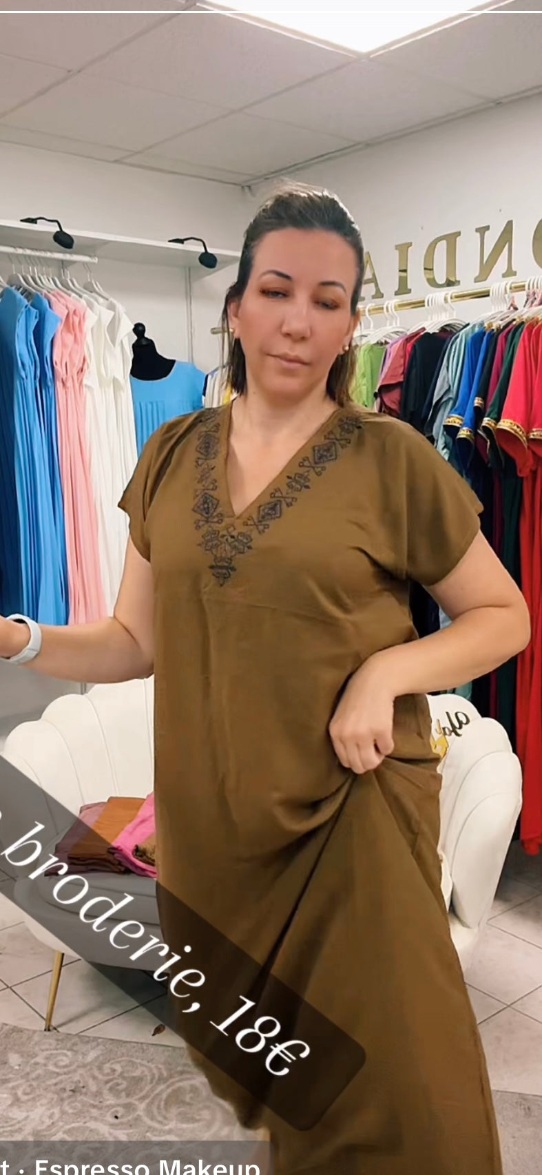 Robe broderie
