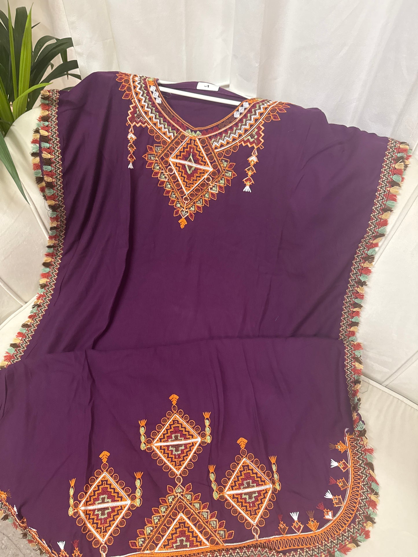 Robe midi brodé