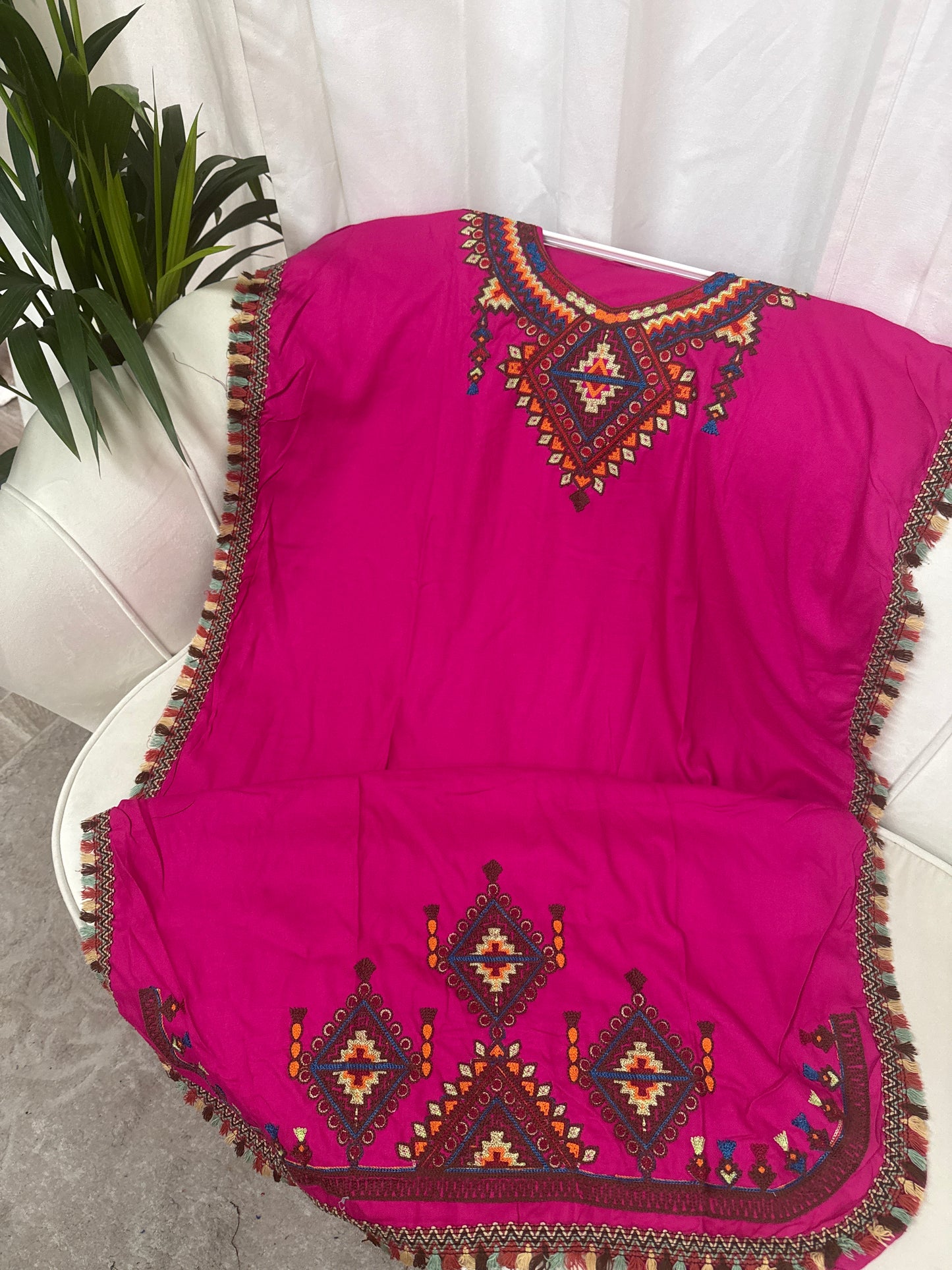 Robe midi brodé