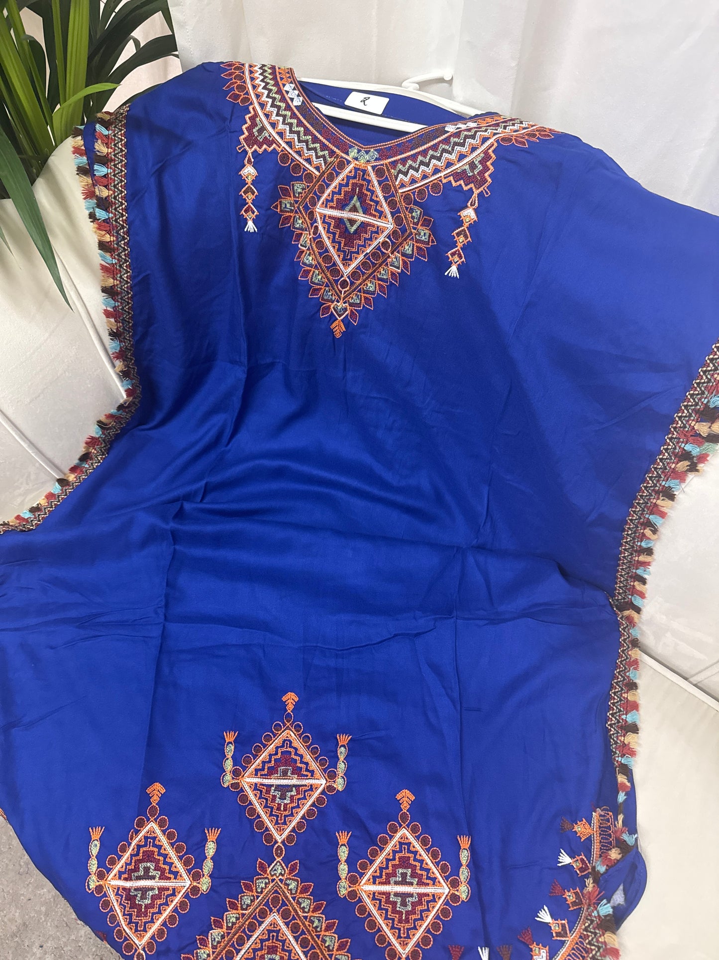 Robe midi brodé