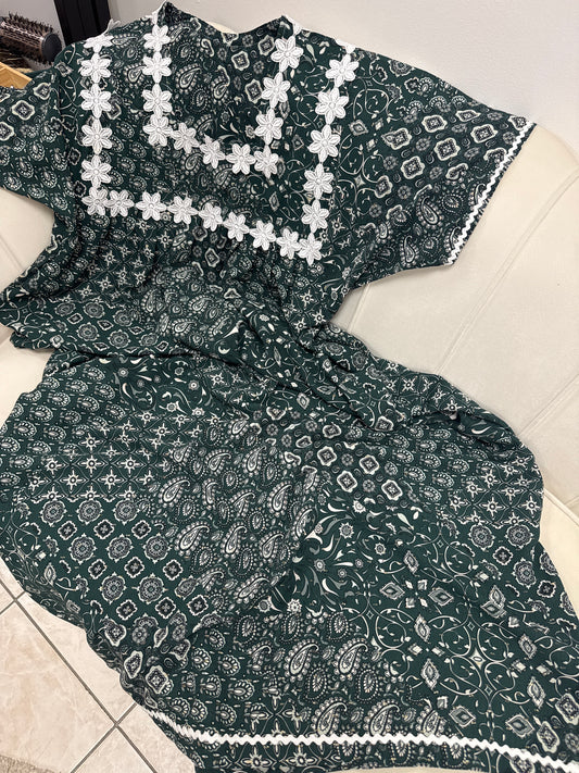 Robes kabyle col carré