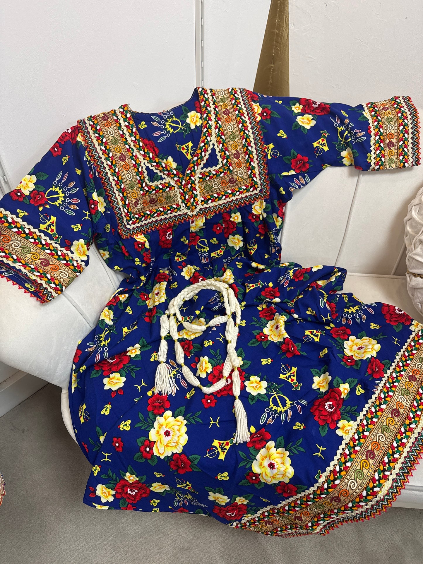 Robe Nadia