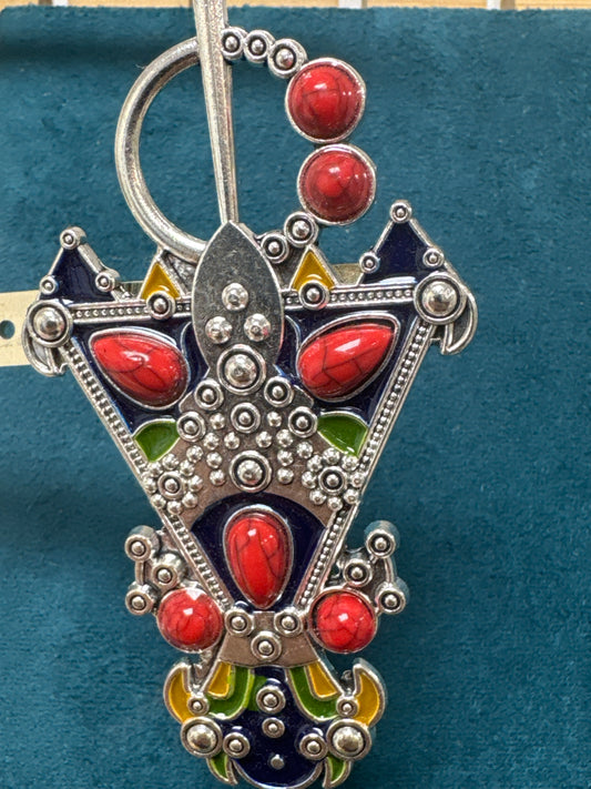 Broche 1
