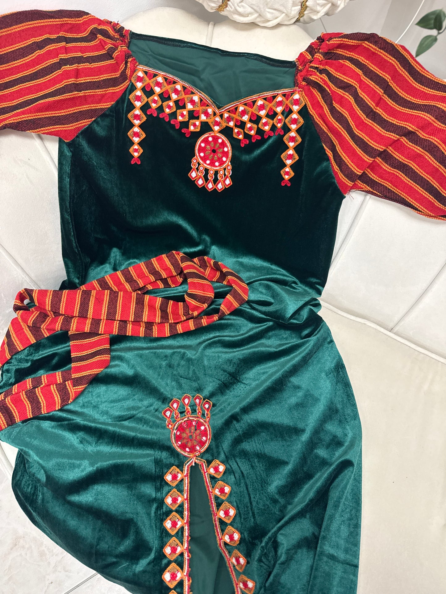 Robe Berbere, brodée