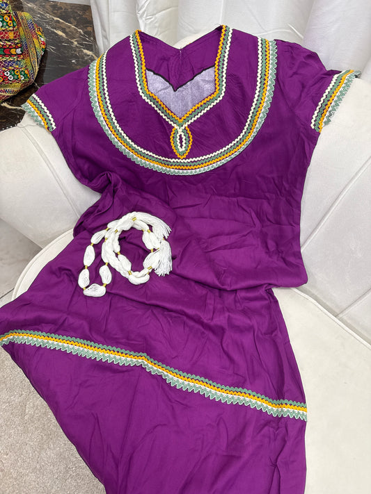 Robe kabyle avec ceinture