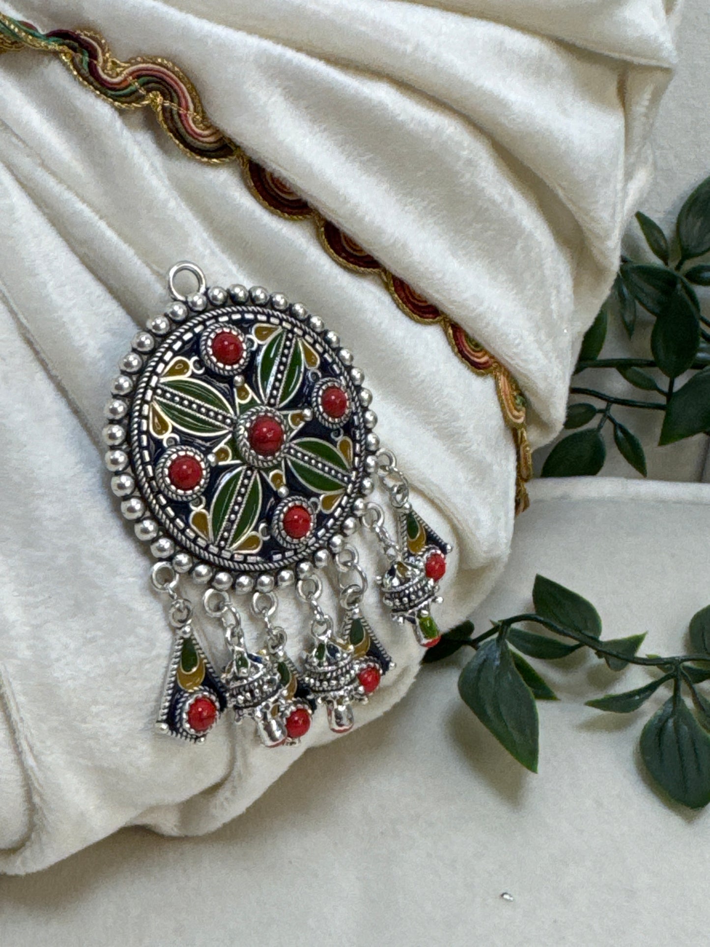 Broche (S1)