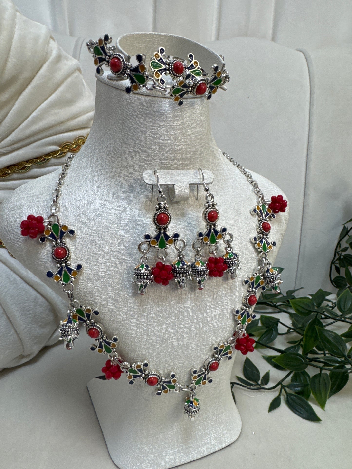 Parure, 4 pièces (A14)