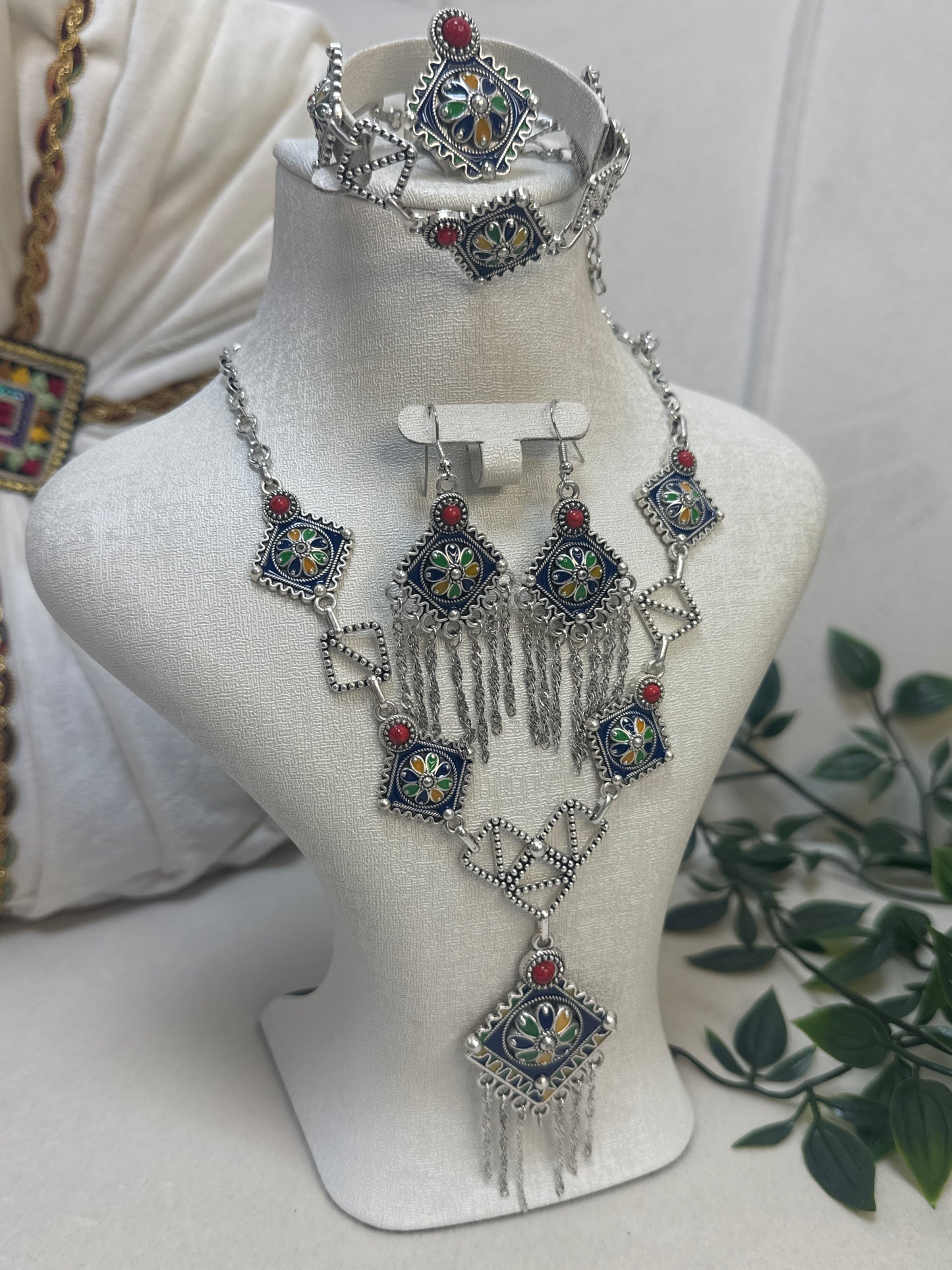 Parure Simple (D4)