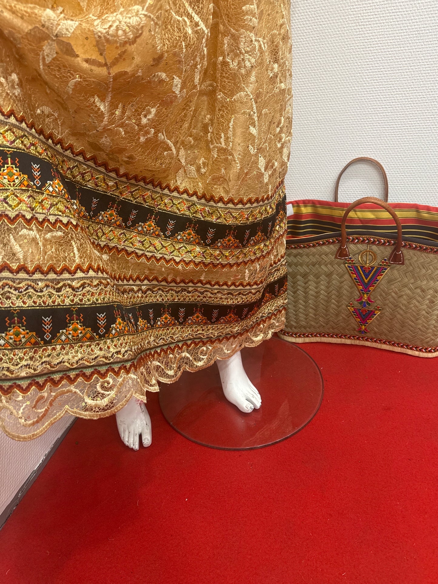 Robe Djamila