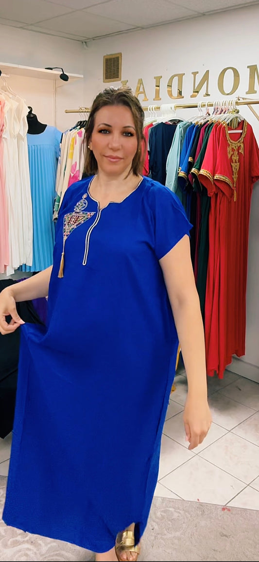 Robes kabyles brodées